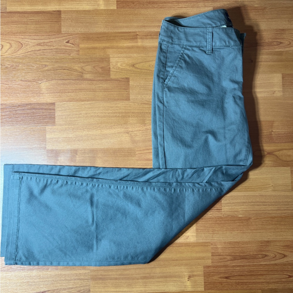 American Eagle Outfitters Women’s Grey Pants